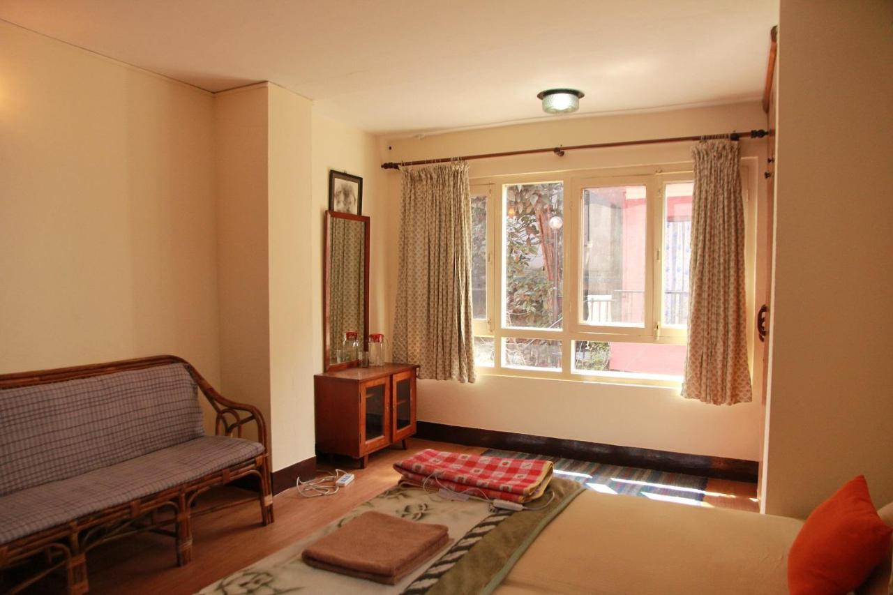 Ojas Wellness B&B Lalitpur Экстерьер фото
