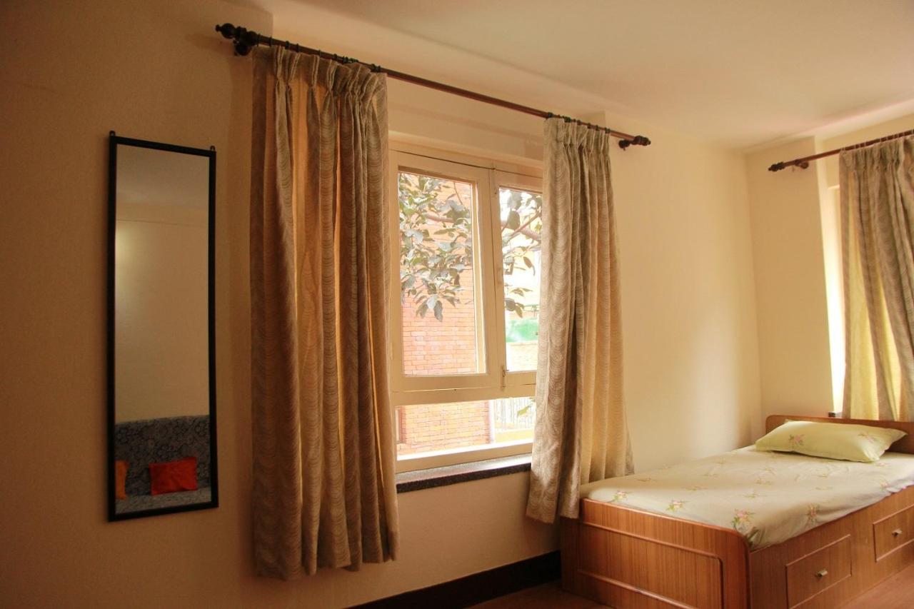 Ojas Wellness B&B Lalitpur Экстерьер фото
