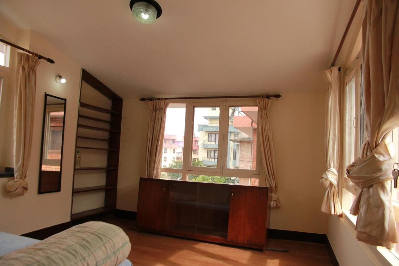 Ojas Wellness B&B Lalitpur Экстерьер фото