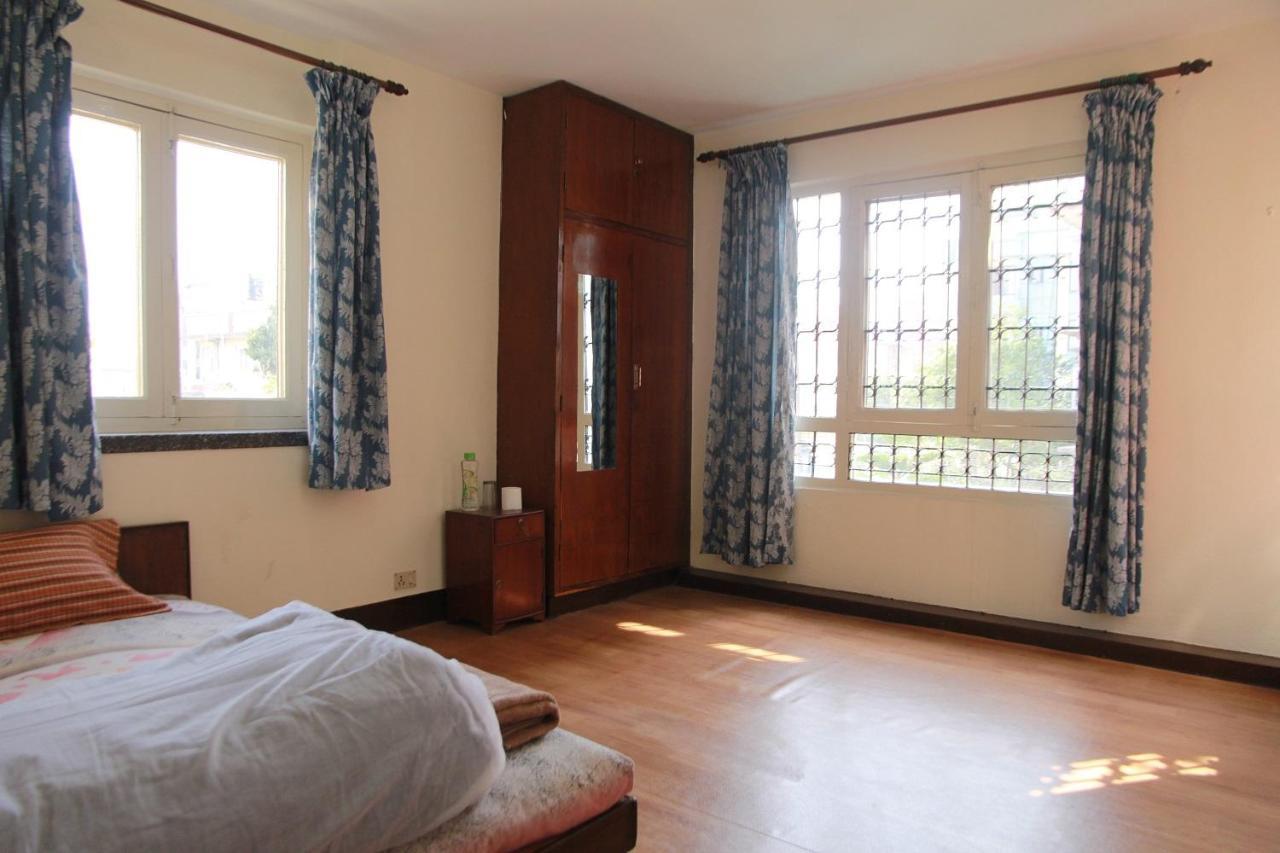 Ojas Wellness B&B Lalitpur Экстерьер фото