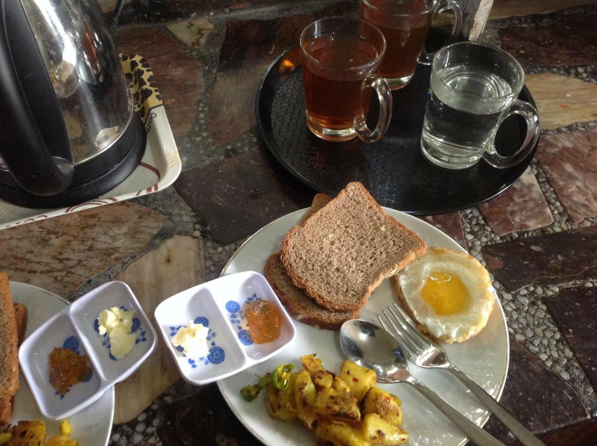 Ojas Wellness B&B Lalitpur Экстерьер фото